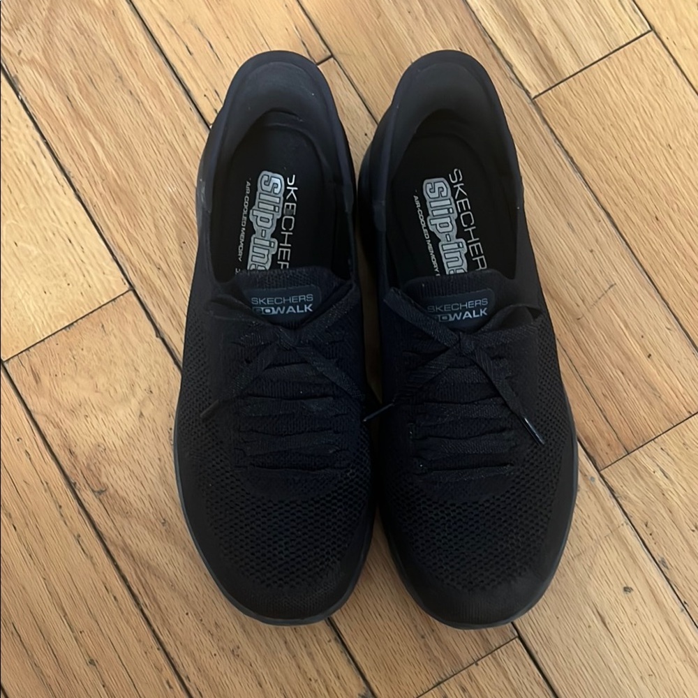 Skechers Black Go Walk Sneakers Lightweight Breathable Design